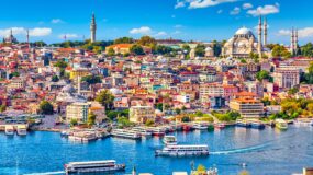 7 Nächte Ägäische Auszeit: Von Istanbul nach Athen mit traumhaften Inseln 2026